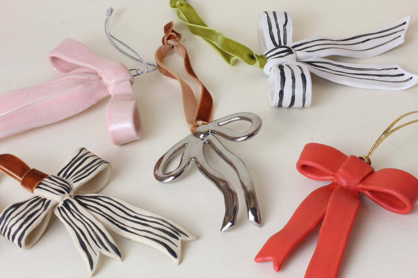 Bow Ornaments + personalization